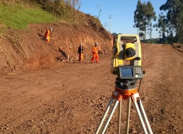 jasa survey topografi serang